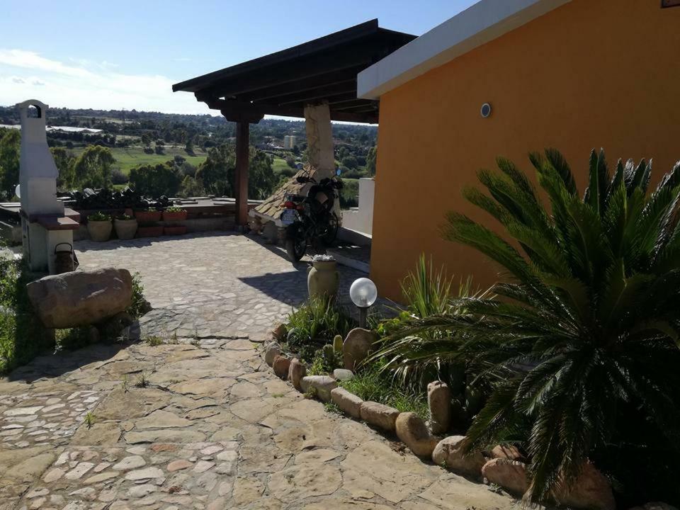 Villa Ingeborg Quartu Sant'Elena Luaran gambar